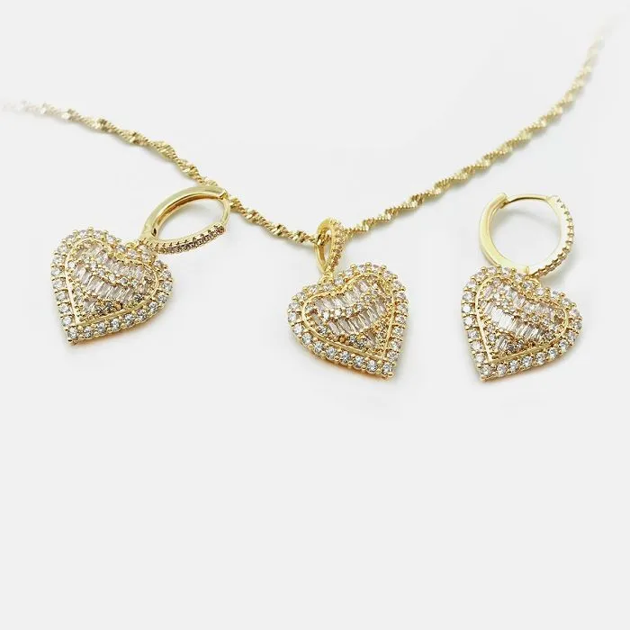 Cercel dreptunghiular Cz Dangle Heart