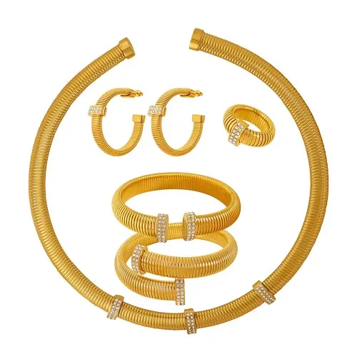 Set de bijuterii cercei guler